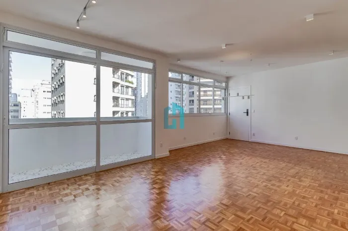 Apartamento à venda no Jardim Paulista, SP