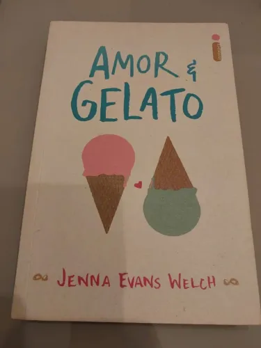 Livro Amor e Gelato