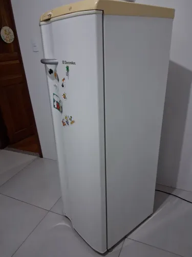 Geladeira Eletrolux