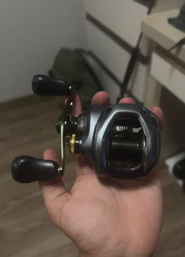 Carretilha Shimano Curado DC 201 hg