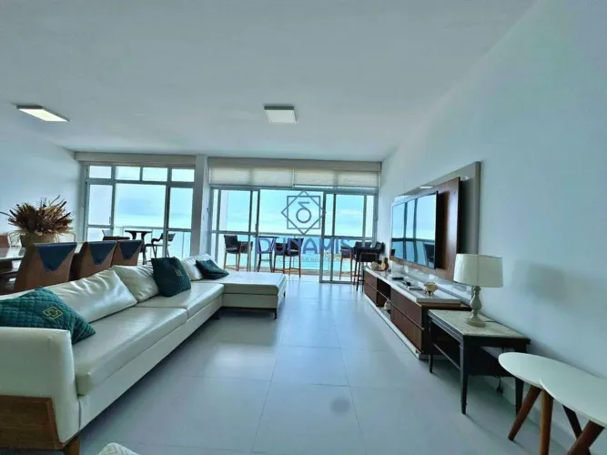 APARTAMENTO FRENTE TOTAL PARA O MAR À VENDA NA PRAIA DAS PITANGUEIRAS- REFORMADO