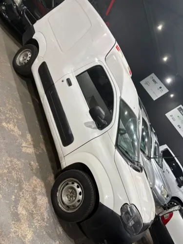 Fiat Fiorino Furgão EVO 1.4 Flex 8V 2P 2014