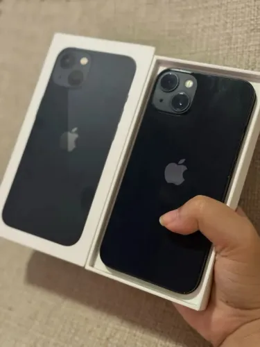 iPhone 13 preto meia noite ( aparelho extra )