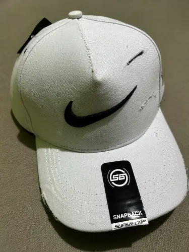 Boné NIKE & BMW