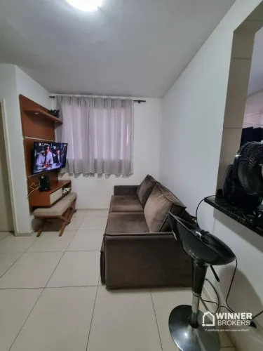 Apartamento com 2 dormitórios à venda, 45 m² por R$ 270.000,00 - Zona 06 - Maringá/PR