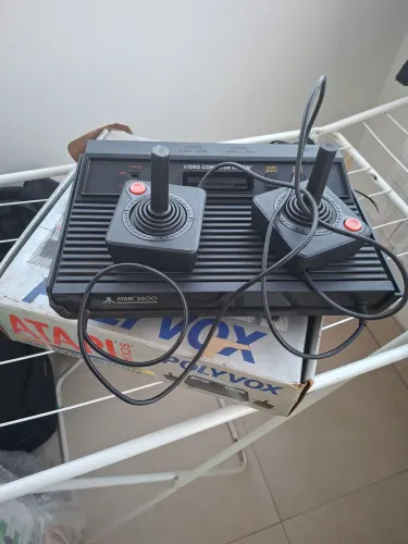 Console Atari 2600s 