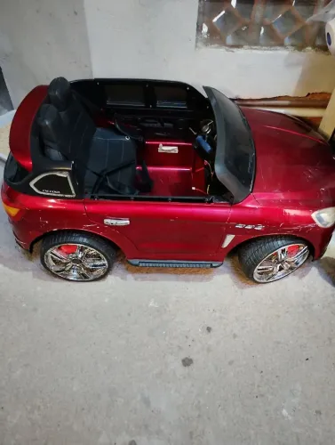 Carro elétrico infantil 