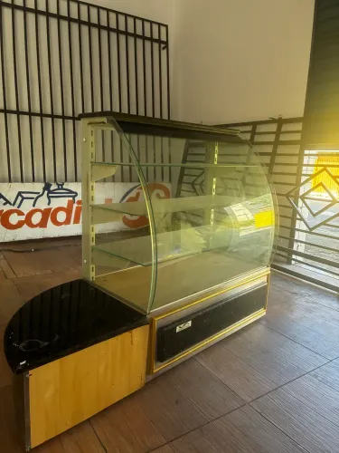 Balcão expositor 