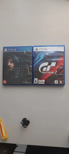 Death Stranding (PS4) e Gran Turismo 7 (PS5)