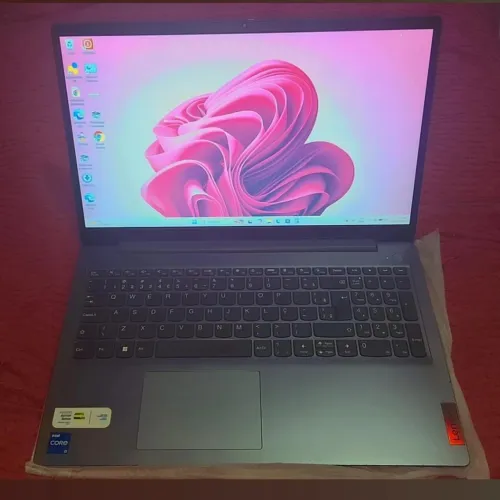 Notebook Lenovo i5 11ª Geração | 12GB RAM | SSD NVMe 256GB + HD 1TB | Windows 11