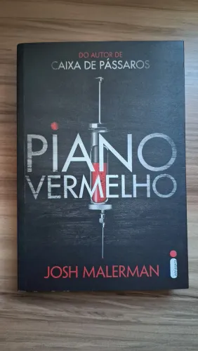Livro Piano vermelho