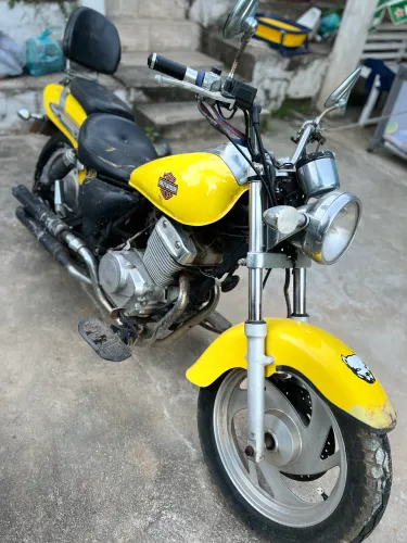 Moto FY-250cc Custom/ vendo ou troco - leia o anúncio