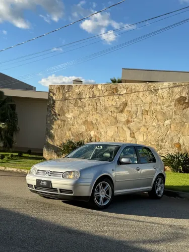 Volkswagen Golf GTI 1.8 MI 180/193cv Turbo 4P Mec. 2005