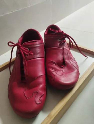Vintage puma Ferrari tênis corrida vermelho