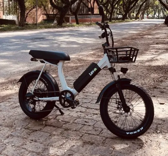Bike elétrica LEV Cruiser 700W COM NOTA FISCAL! NOVÍSSIMA! 
