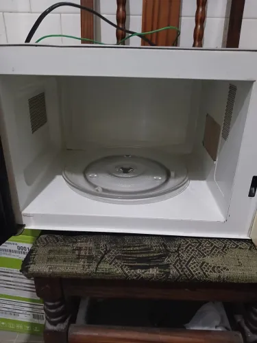 Microondas panasonic parado 28 lt