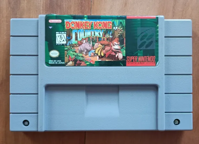 Donkey Kong Country ORIGINAL Super Nintendo