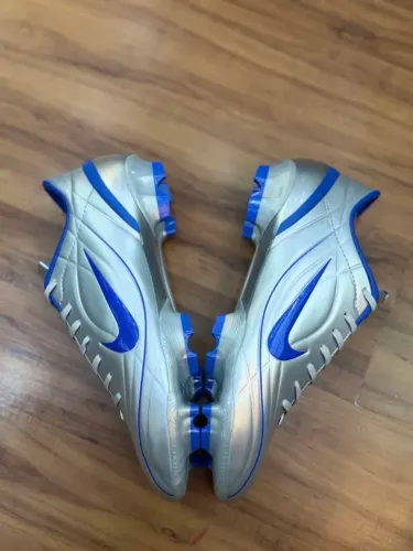 Chuteira Campo Nike Mercurial Vapor II FG "Prata Nova Importado Disponível No Tamanho 38 