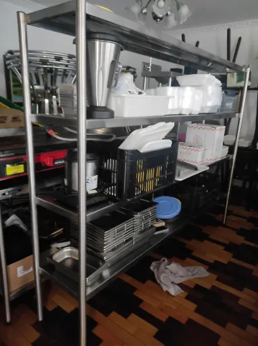 Estante de inox 4 níveis