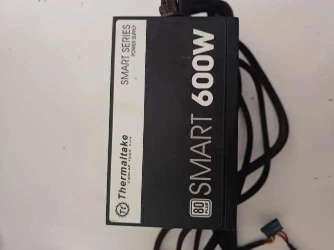 Fonte Thermaltake 600w 80plus