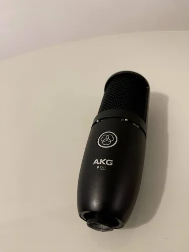 Microfone AKG P120 Condensador Cardioide cor preto