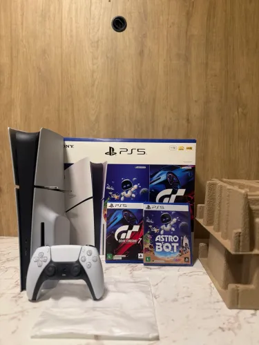 PS5 SLIM - 2 JOGOS - NF - 5 MESES DE GARANTIA