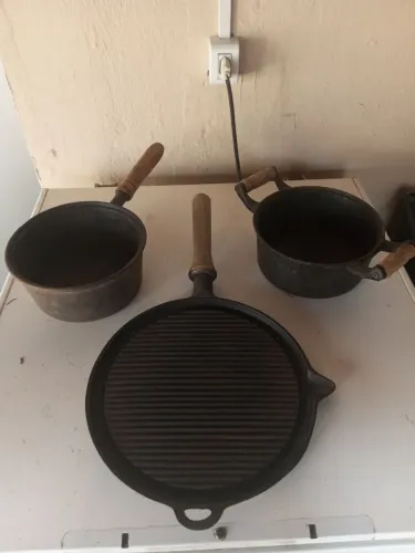 3 Peças em Ferro Fundido