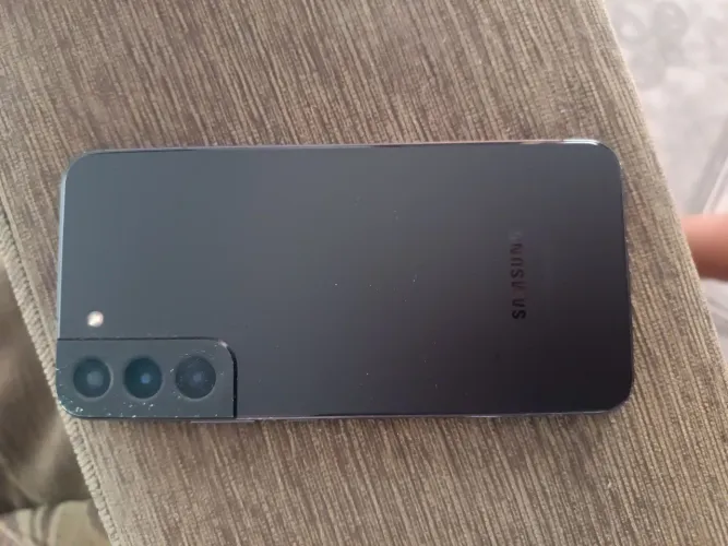 Galaxy s22+ com linhas
