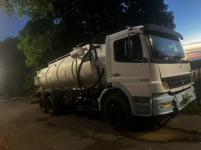 Caminhão limpa fossa valor 180.000