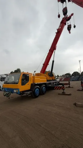 (Guindaste XCMG QY 70K ano 2009)