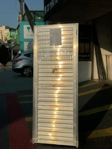 PORTA DE ALUMÍNIO DIRETO DA FÁBRICA - OFERTA IMPERDÍVEL