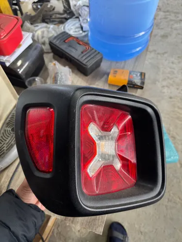 Lanterna Jeep Renegade 15-22 Original Usada Lado Esquerdo