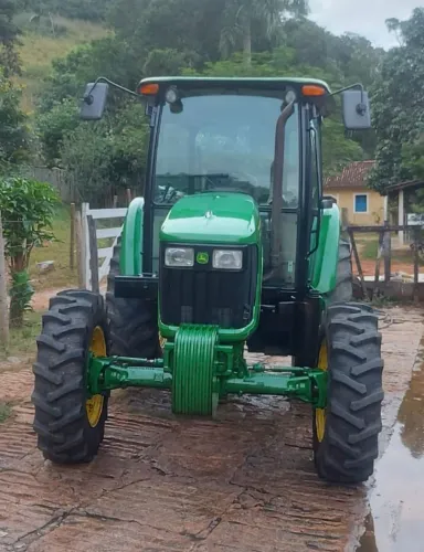 Trator John Deere 5078e Cabinado