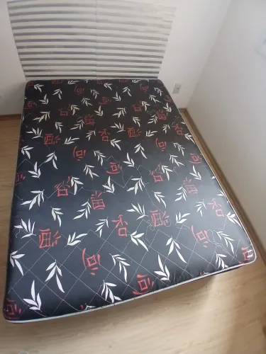 SUPER CAMA BOX. EXCELENTE ESTADO 