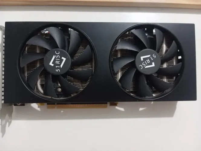Placa de video Rx5600xt