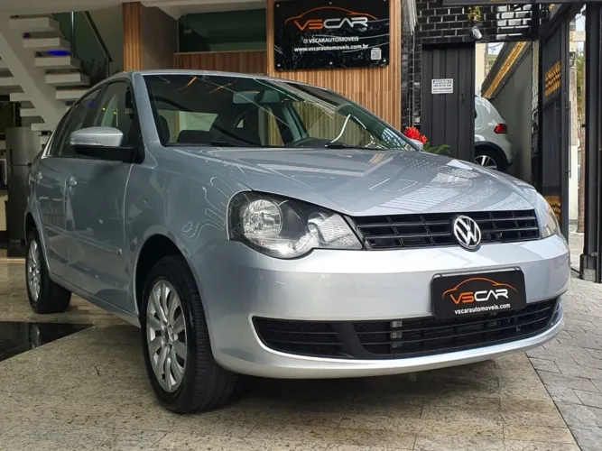 Volkswagen Polo 1.6 MI Flex 8V 4P 2013