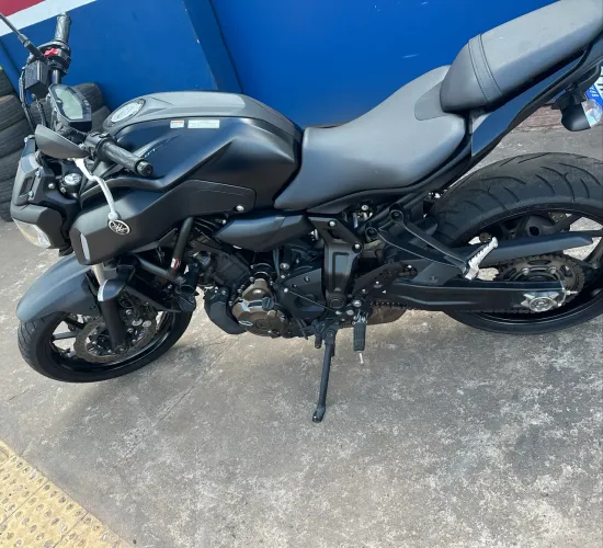 Vende-se Yamaha MT-07 2024/2025