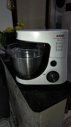 Batedeira Planetária Arno deluxe