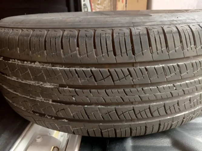 PNEU 265 70 R16 PARA CAMINHONETE.