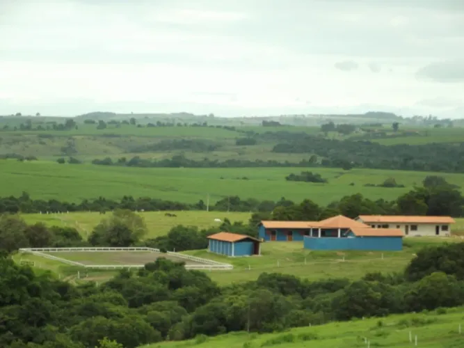 EXCELENTE SÍTIO A VENDA EM TATUÍ - SP ?? Formação: Haras e Pastagem Área Total: 36,3 Hecta