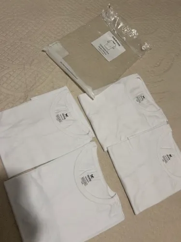 Camiseta Hering tam M nova - Retirada Sobradinho