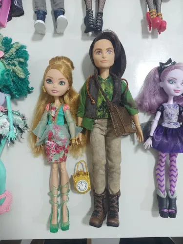 Ever After High Ashlynn ella e Hunter