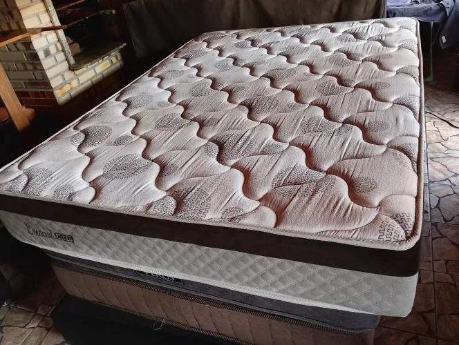 Cama box casal.... ENTREGO