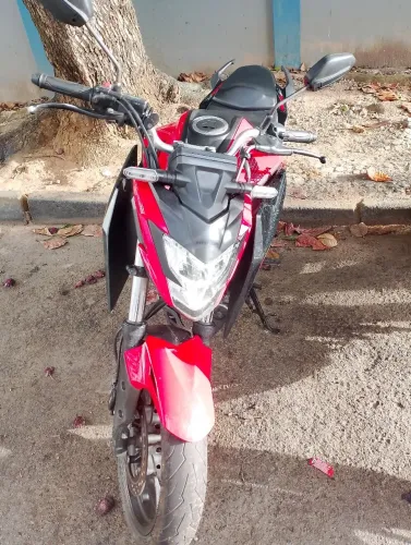 Twister 300f 2024 vendo ou troco por carro