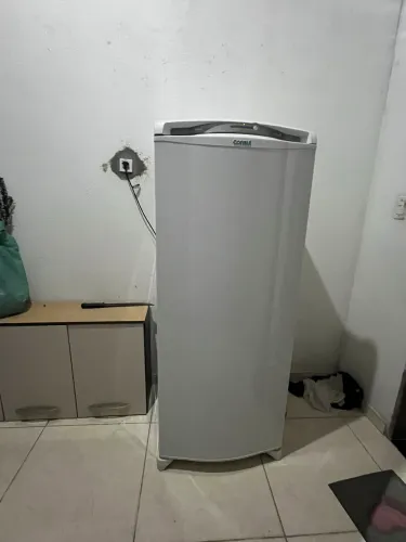 Vendo uma ótima geladeira