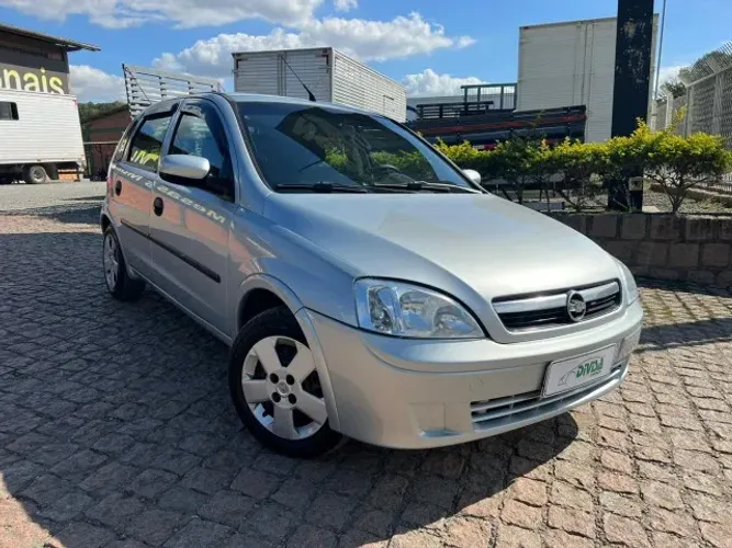 Chevrolet Corsa Hat. Maxx 1.4 8V Econoflex 5P 2010