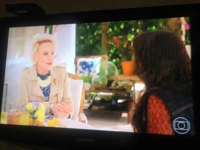 Tv 32 não é smart