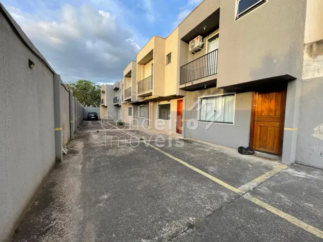 Condomínio Residencial Savannah - Jardim Carvalho - Sobrado
