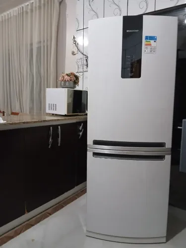 Geladeira Brastemp grande