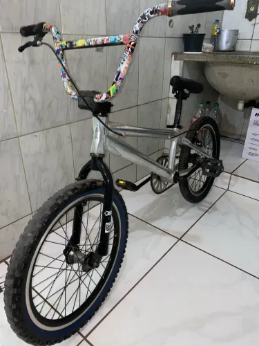 VENDO BICICLETA ARO 20 QUADRO DE ALUMÍNIO